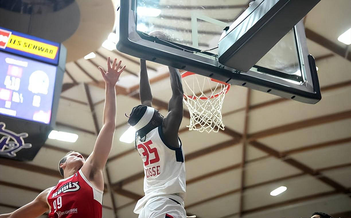 组的充分认, 年的OVC, 而撕裂城混