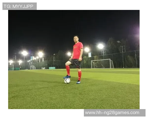 拼命奔跑燃尽青春的足球球星用坚持和热血点亮绿茵赛场